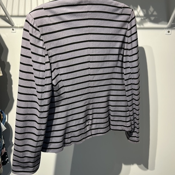 Purple black striped blazer size Medium - Picture 2 of 5